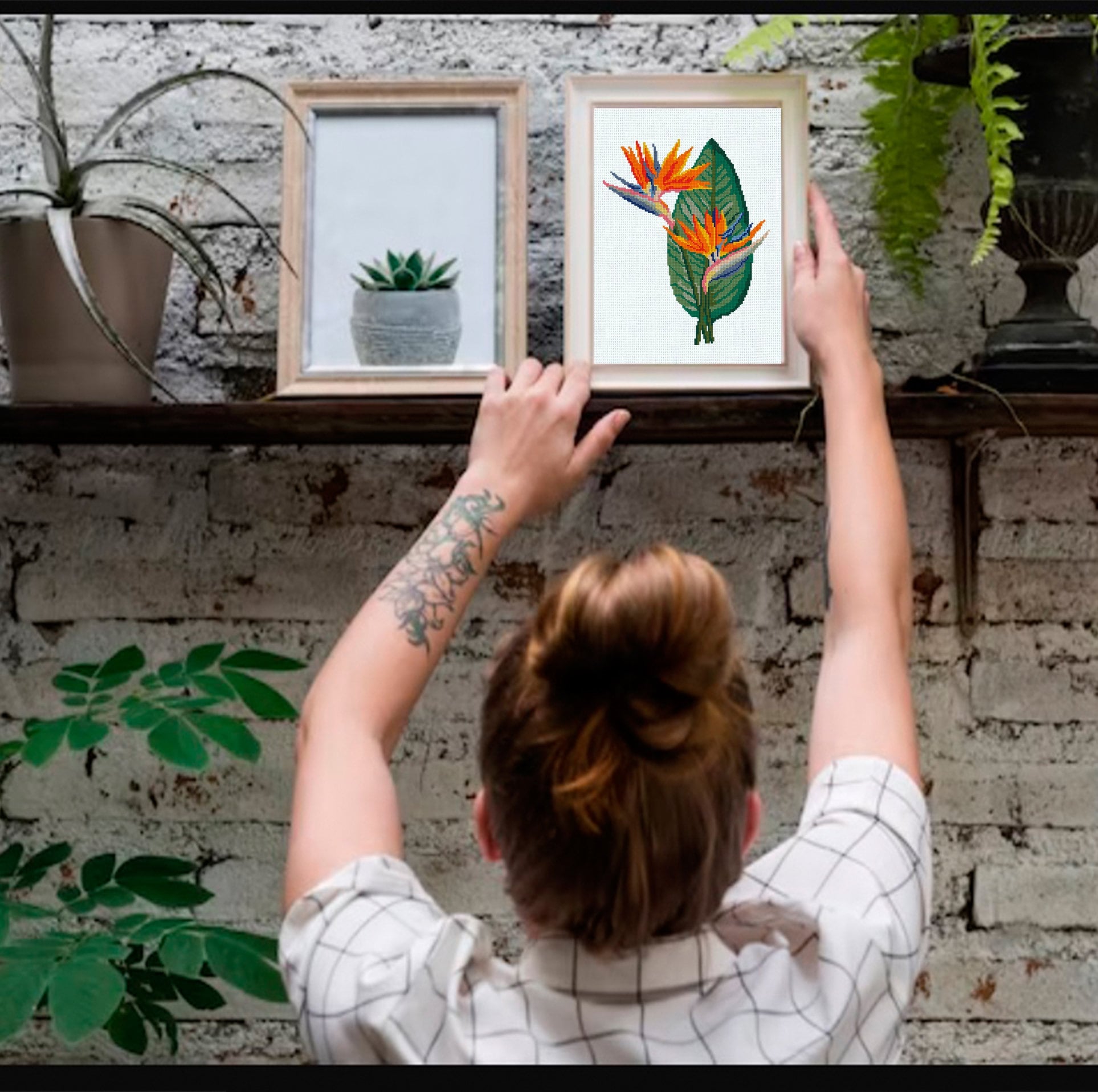 Bird of Paradise Cross Stitch Pattern PDF, Tropical Flower Embroidery Chart, Strelitzia Design for Pillow, Modern Botanical Instant Download - NuttyHappyHobby